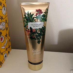 Victoria’s Secret golden bloom fragrance lotion